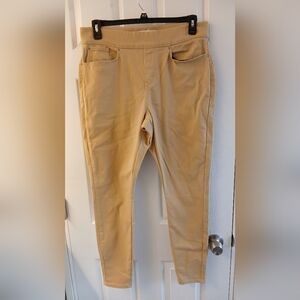 Levi Strauss Signature Shaping Pull‑On Super Skinny Jeggings – Tan – Size 16